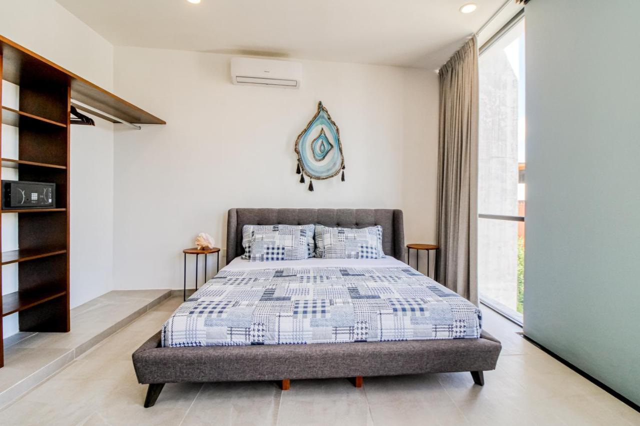 Palalma Casa #32, Modern Tropics, La Veleta Apartment *